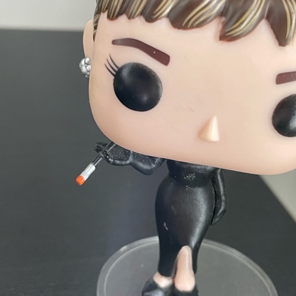 Funko Pop Audrey Hepburn Breakfast at Tiffany’s Holly Golightly - Picture 2 of 5